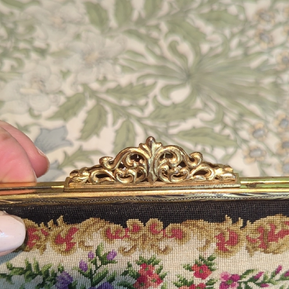 Petite Point Floral Embroidered Clutch - Picture 3 of 5